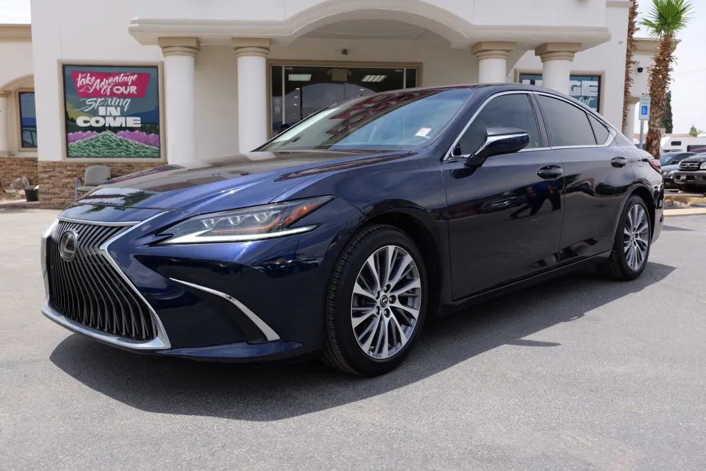 Blue 2019 Lexus ES 350 Luxury Sedan 4D for sale in El Paso, TX