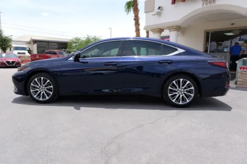 Another view of 2019 Lexus ES 350 Luxury Sedan 4D for sale in El Paso, TX at Torresdey Motors Alameda