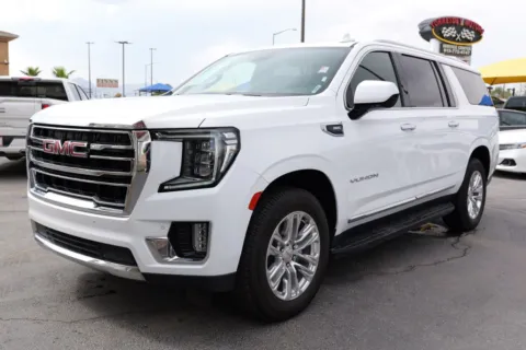 White 2023 GMC Yukon XL SLT Sport Utility 4D for sale in El Paso, TX