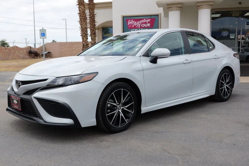 White 2024 Toyota Camry SE Sedan 4D for sale in El Paso, TX