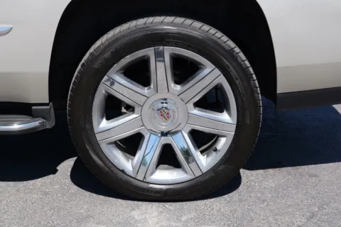 More photos of 2015 Cadillac Escalade Luxury Sport Utility 4D at Torresdey Motors Alameda, TX