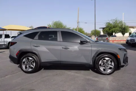 More photos of 2025 Hyundai Tucson SEL Sport Utility 4D at Torresdey Motors Alameda, TX