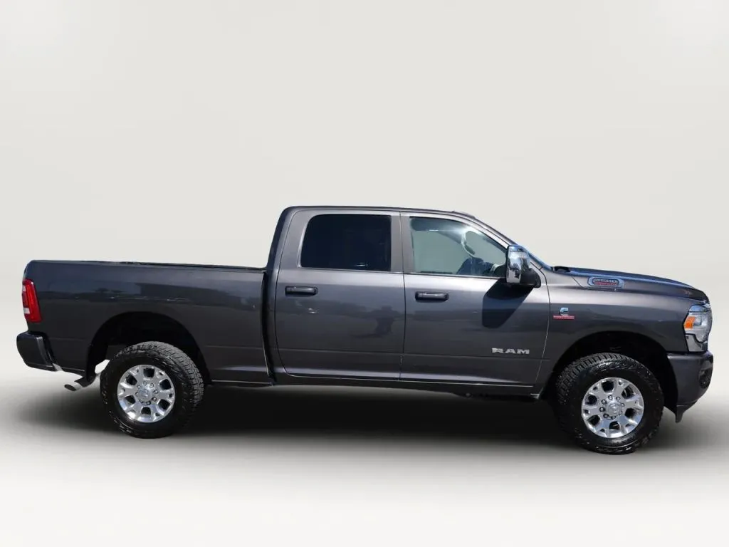 Ram 2500 photo 2