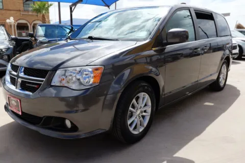 Gray 2019 Dodge Grand Caravan Passenger SXT Minivan 4D for sale in El Paso, TX