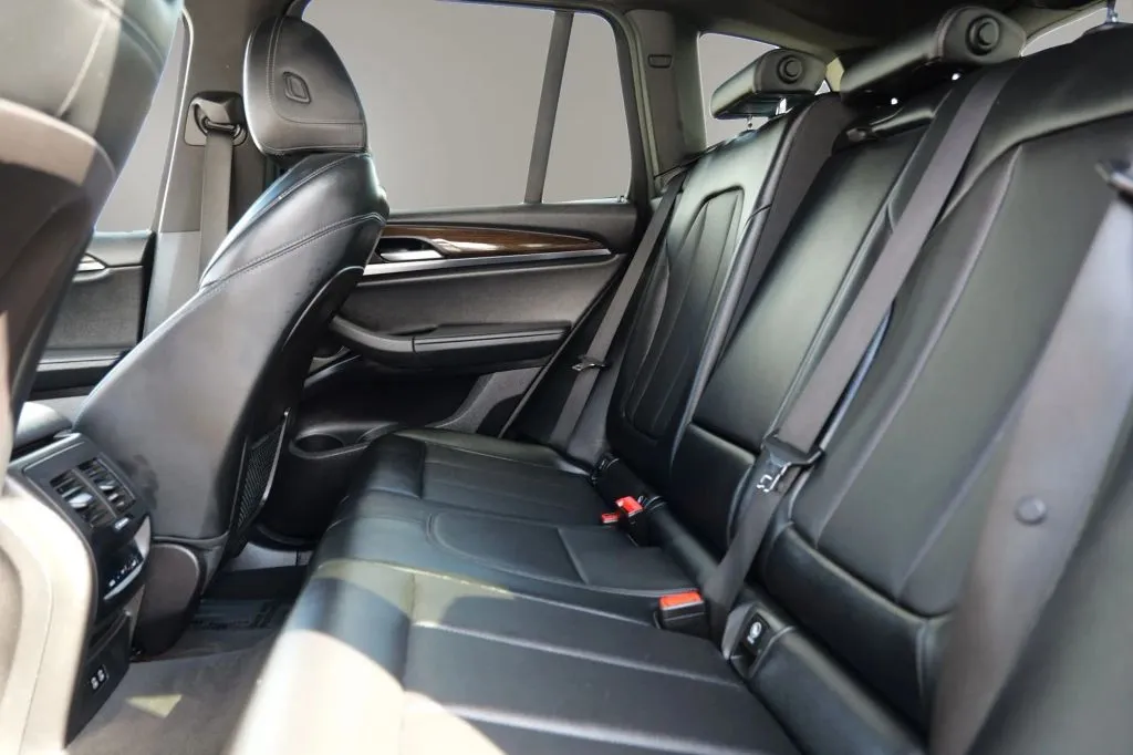 BMW X3 photo 11