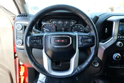 More photos of 2018 GMC Sierra 1500 Crew Cab SLT Pickup 4D 5 3/4 ft at Torresdey Motors Alameda, TX