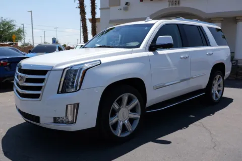 White 2018 Cadillac Escalade Luxury Sport Utility 4D for sale in El Paso, TX