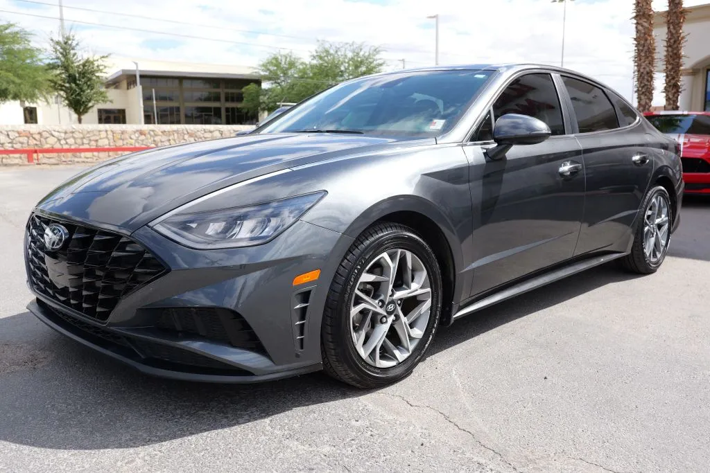 Black 2022 Hyundai Sonata SEL Sedan 4D for sale in El Paso, TX