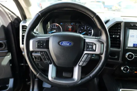 More photos of 2020 Ford Expedition Platinum Sport Utility 4D at Torresdey Motors Alameda, TX