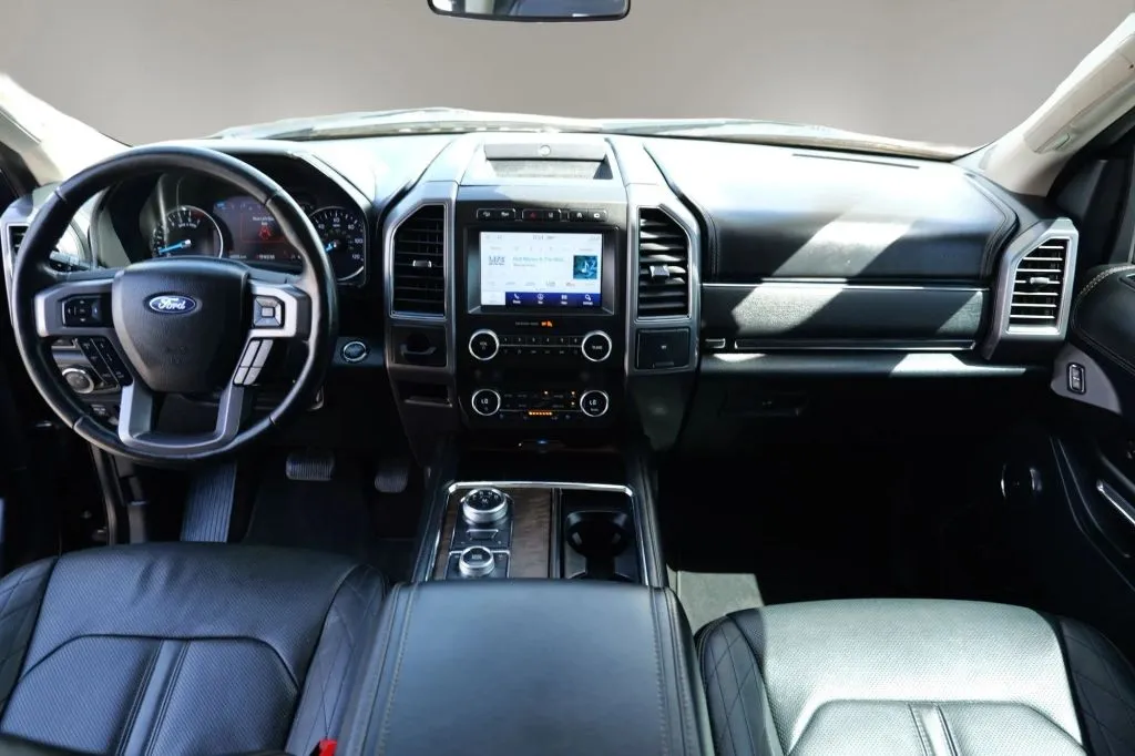 Ford Expedition photo 13