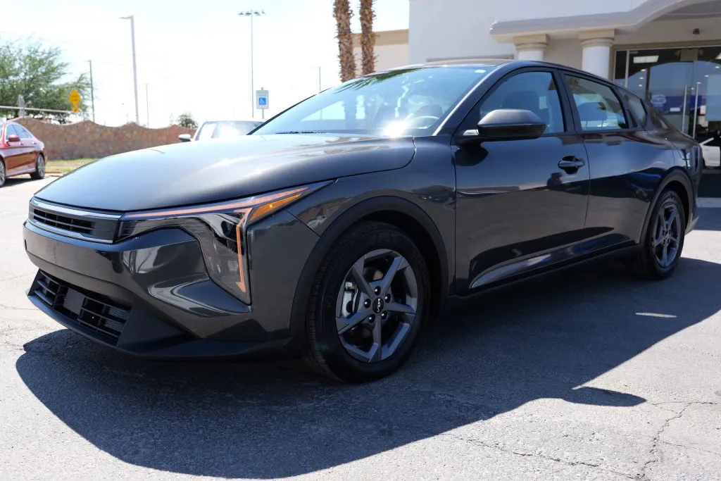 2025 Kia K4
