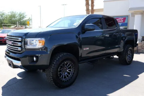 Gray 2017 GMC Canyon Crew Cab SLE Pickup 4D 5 ft for sale in El Paso, TX