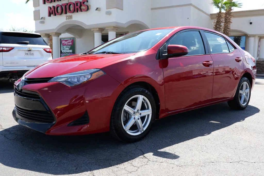Red 2018 Toyota Corolla LE Sedan 4D for sale in El Paso, TX