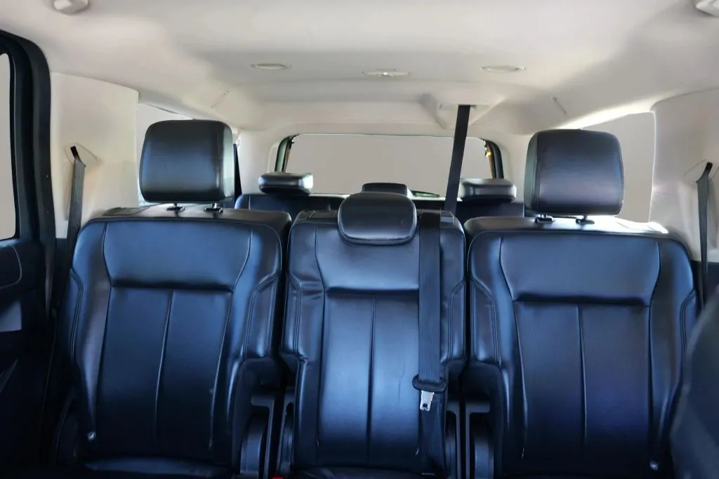 Ford Expedition MAX photo 10