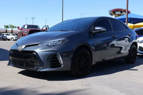 Gray 2018 Toyota Corolla SE Sedan 4D for sale in El Paso, TX