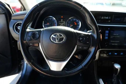 More photos of 2018 Toyota Corolla SE Sedan 4D at Torresdey Motors Alameda, TX