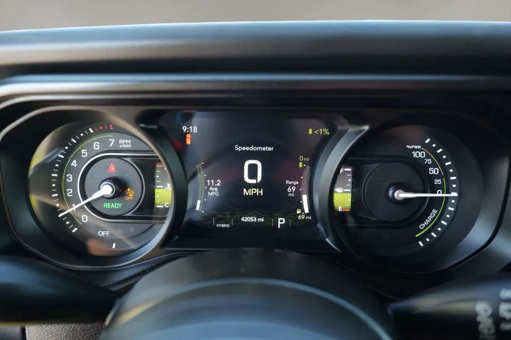Jeep Wrangler photo 6