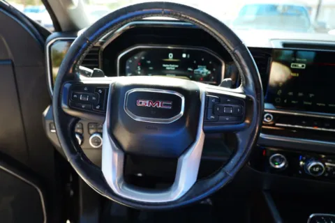 More photos of 2022 GMC Sierra 1500 Crew Cab SLT Pickup 4D 5 3/4 ft at Torresdey Motors Alameda, TX