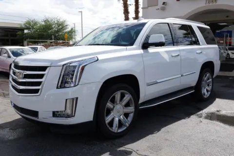 Black 2017 Cadillac Escalade Luxury Sport Utility 4D for sale in El Paso, TX