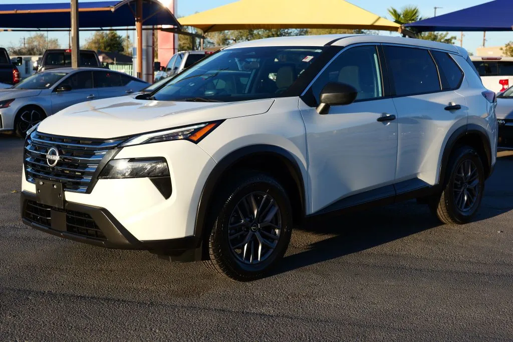 2024 Nissan Rogue S Sport Utility 4D
