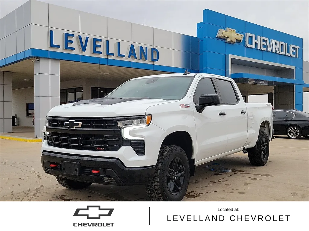 White 2023 Chevrolet Silverado 1500 LT Trail Boss for sale in Levelland, TX
