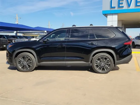 Photos of 2025 Toyota Grand Highlander Hybrid for sale in Levelland, TX at Levelland Chevrolet Buick GMC