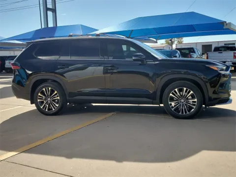 More photos of 2025 Toyota Grand Highlander Hybrid at Levelland Chevrolet Buick GMC, TX