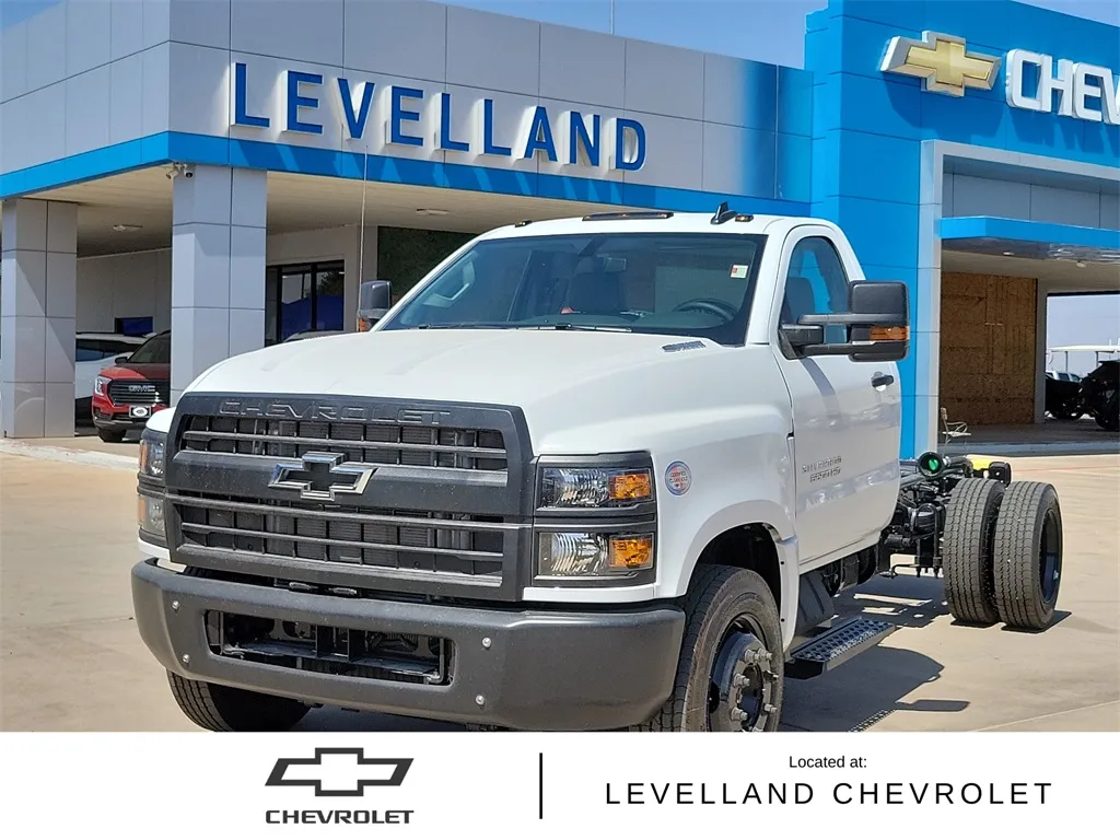 White 2024 Chevrolet Silverado 4500HD Work Truck for sale in Levelland, TX