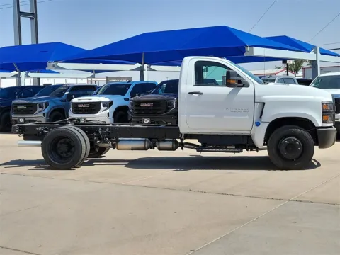 More photos of 2024 Chevrolet Silverado 4500HD Work Truck at Levelland Chevrolet Buick GMC, TX