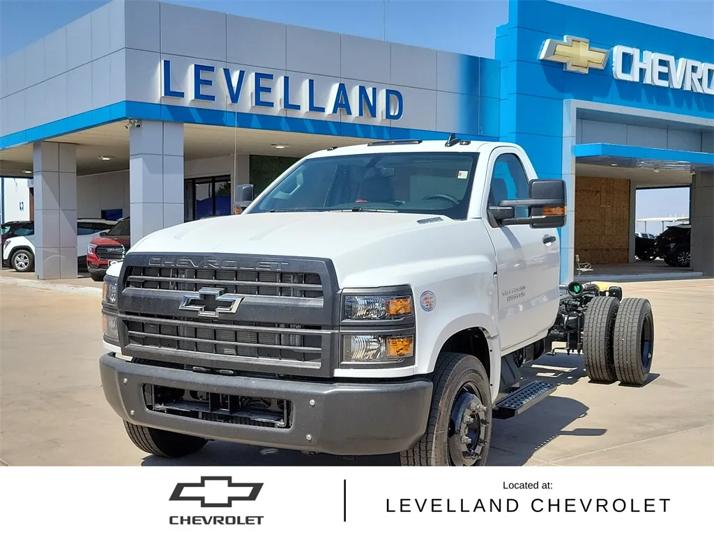 White 2024 Chevrolet Silverado 4500HD Work Truck for sale in Levelland, TX