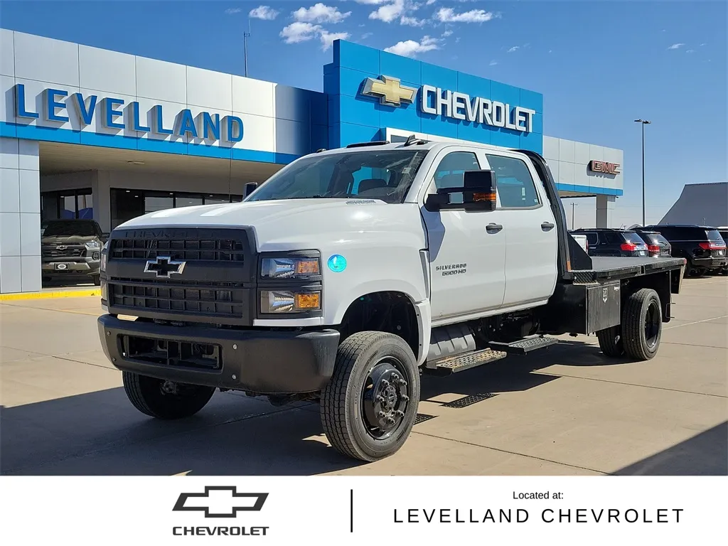 White 2024 Chevrolet Silverado 4500HD Work Truck for sale in Levelland, TX