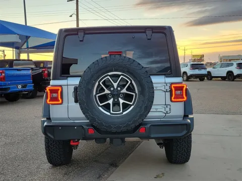 More photos of 2024 Jeep Wrangler Rubicon at Levelland Chevrolet Buick GMC, TX