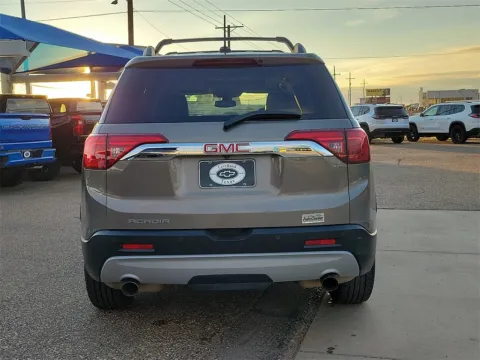 More photos of 2019 GMC Acadia SLT-2 at Levelland Chevrolet Buick GMC, TX
