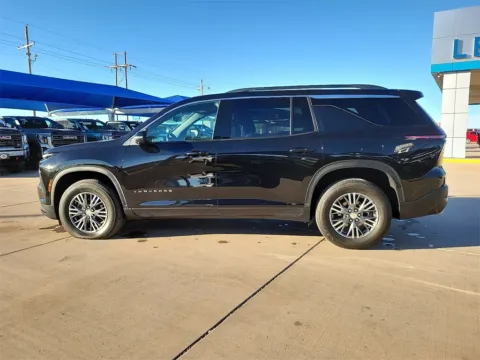 Photos of 2024 Chevrolet Traverse LT for sale in Levelland, TX at Levelland Chevrolet Buick GMC