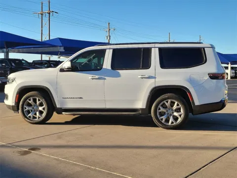 Photos of 2022 Jeep Wagoneer Series II for sale in Levelland, TX at Levelland Chevrolet Buick GMC
