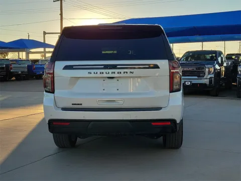 More photos of 2021 Chevrolet Suburban High Country at Levelland Chevrolet Buick GMC, TX
