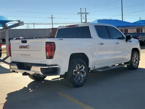 More photos of 2023 GMC Sierra 1500 SLT at Levelland Chevrolet Buick GMC, TX