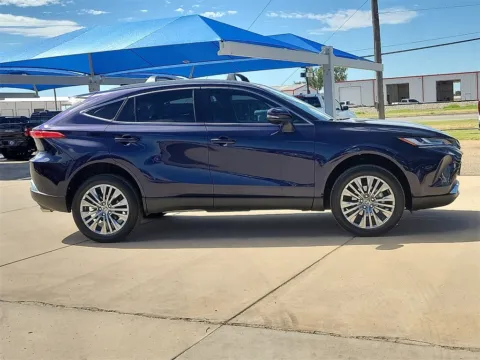 More photos of 2024 Toyota Venza XLE at Levelland Chevrolet Buick GMC, TX