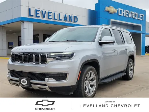 Silver 2022 Jeep Wagoneer Series II for sale in Levelland, TX