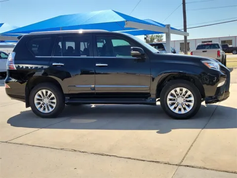 More photos of 2019 Lexus GX 460 at Levelland Chevrolet Buick GMC, TX
