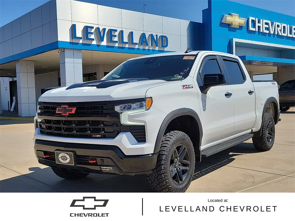 White 2023 Chevrolet Silverado 1500 LT Trail Boss for sale in Levelland, TX