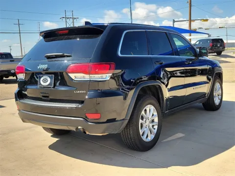 Another view of 2022 Jeep Grand Cherokee WK Laredo E for sale in Levelland, TX at Levelland Chevrolet Buick GMC
