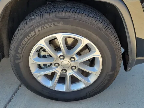 More photos of 2022 Jeep Grand Cherokee WK Laredo E at Levelland Chevrolet Buick GMC, TX