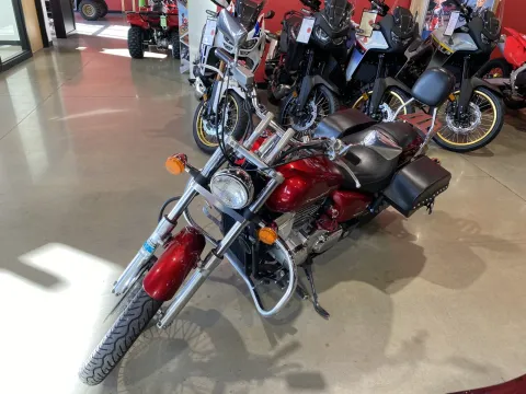 More photos of 2009 Honda Shadow Spirit 750 at Dell's Honda Powerhouse, MO