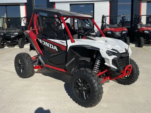Photos of 2025 HONDA Talon 1000R FOX Live Valve for sale in Grain Valley, MO at Dell's Honda Powerhouse
