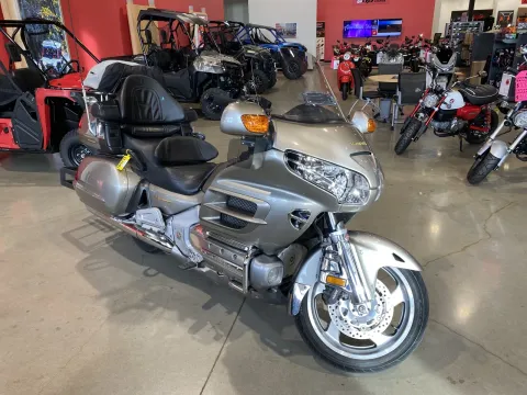Photos of 2002 HONDA Gold Wing for sale in Grain Valley, MO at Dell's Honda Powerhouse