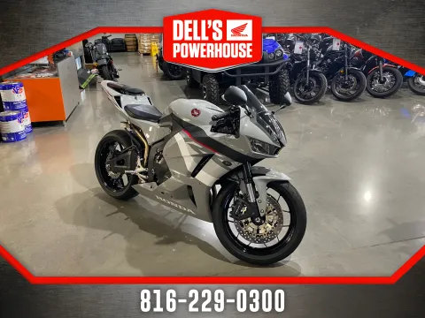 Silver 2025 HONDA CBR600RR Base for sale in Grain Valley, MO