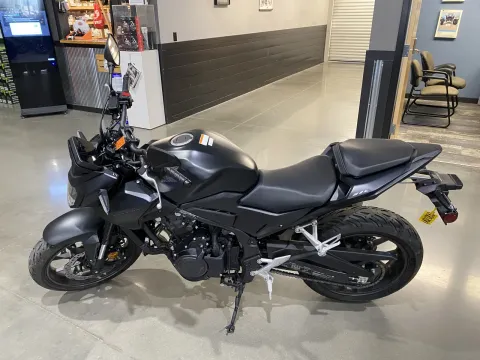 More photos of 2024 Honda CB500F ABS at Dell's Honda Powerhouse, MO