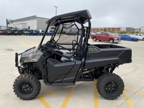 More photos of 2025 Honda Pioneer 700 Forest at Dell's Honda Powerhouse, MO