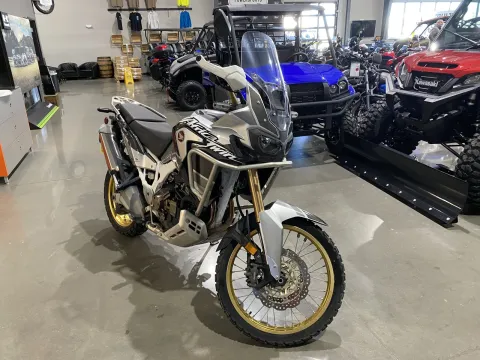 Photos of 2019 HONDA AFRICA TWIN ADV SPORT Adventure Sports DCT for sale in Grain Valley, MO at Dell's Honda Powerhouse